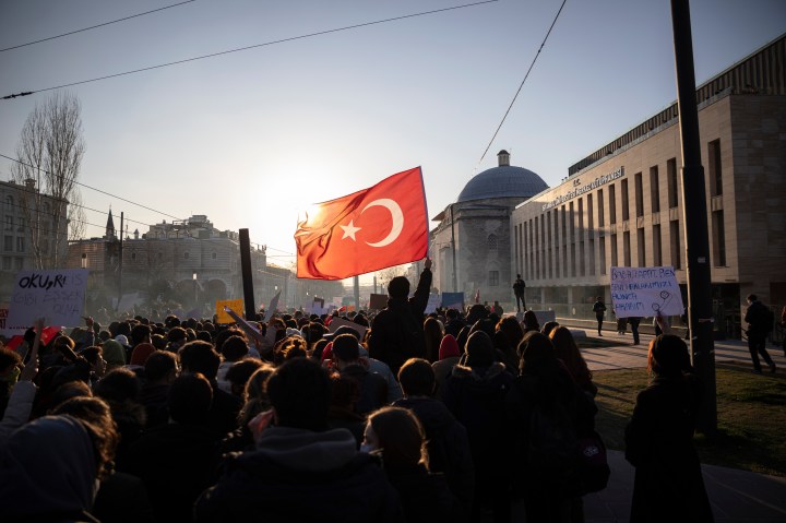 The end of politics? A brief analysis of Türkiye in the context of competitive authoritarianism